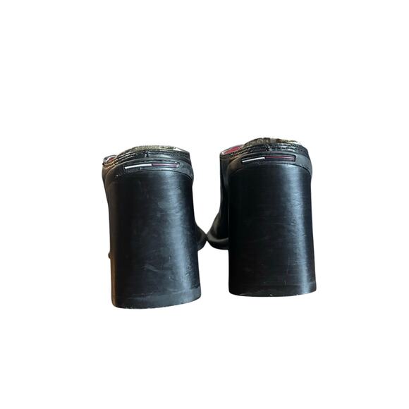 Y2K‎ Vtg Tommy Hilfiger Black Leather Mules Chunky
Heels Size 6 - Picture 7 of 8